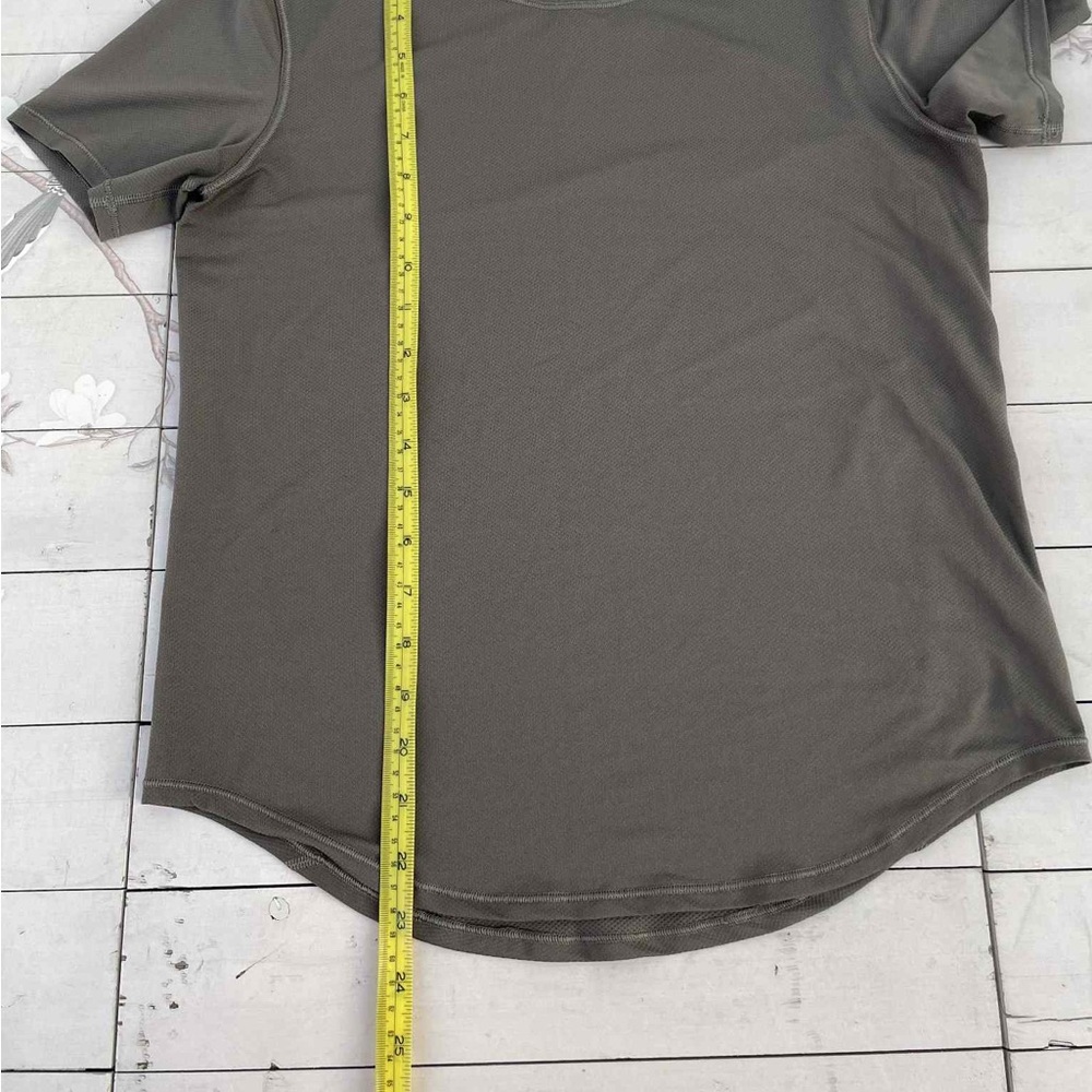 lululemon athletica Gray Women's Blouse - Picture 4 of 4